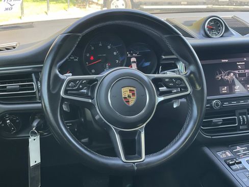 Used 2021 Porsche Macan w/ Driver Memory Package AWD/4WD image 7