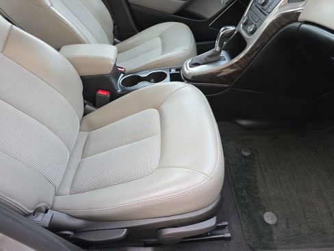 Used 2014 Buick Verano image 23
