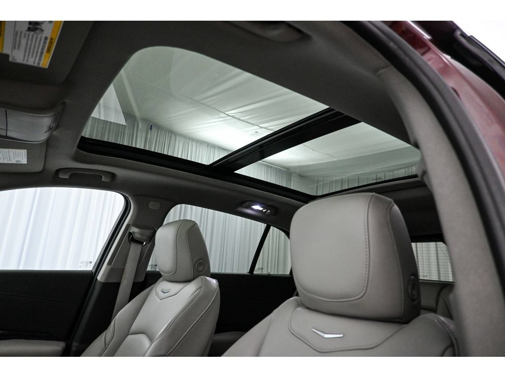 Certified 2023 Cadillac XT4 Premium Luxury AWD/4WD image 13