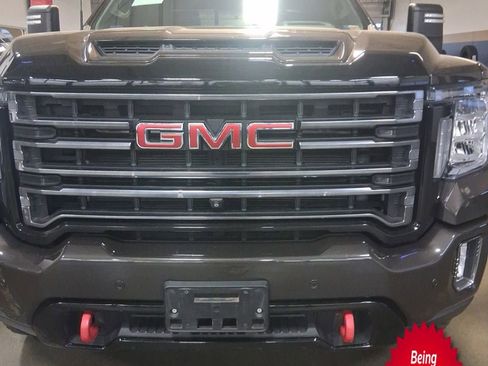 Used 2020 GMC Sierra 2500 AT4 w/ AT4 Premium Package image 1