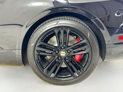 Used 2020 Bentley Continental GT V8 image 35