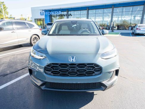 New 2026 Honda HR-V LX image 2