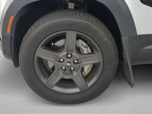 Used 2023 Land Rover Defender 110 X-Dynamic SE AWD/4WD image 19
