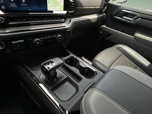 Used 2025 Chevrolet Silverado 1500 ZR2 w/ Technology Package AWD/4WD image 14