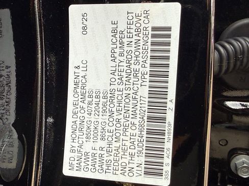 Certified 2025 Acura Integra A-Spec image 28