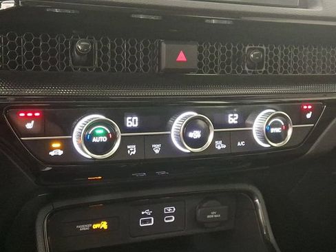 Used 2025 Honda CR-V EX-L image 18