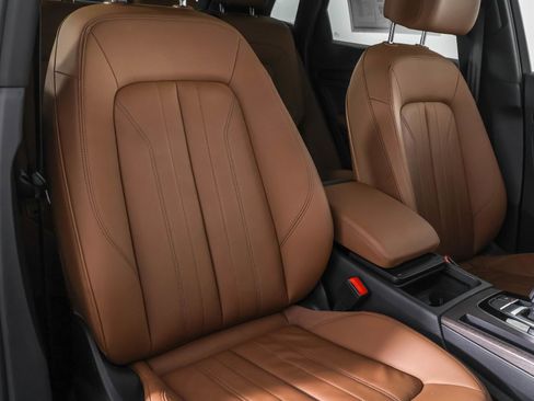 Used 2022 Audi Q5 2.0T Premium w/ Convenience Package image 47