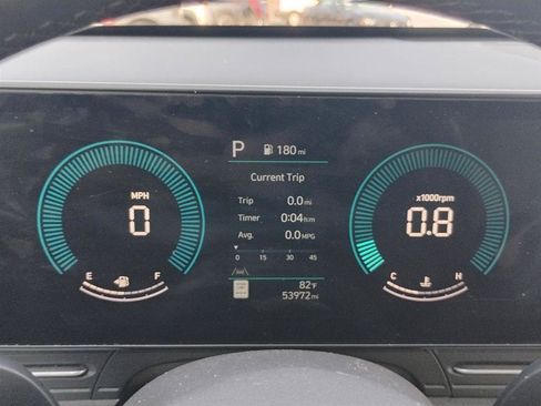 Used 2024 Hyundai Kona SEL AWD/4WD image 25