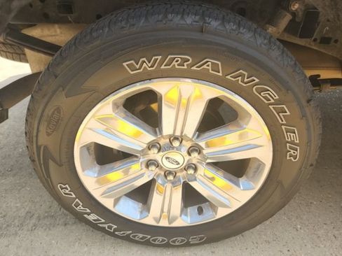 Used 2018 Ford F150 Lariat AWD/4WD image 14