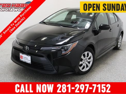 Certified 2026 Toyota Corolla LE FWD image 1