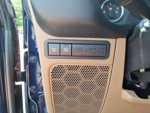 Used 2013 Jeep Wrangler Unlimited Rubicon w/ Connectivity Group AWD/4WD image 36