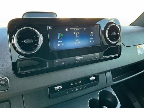 New 2026 Mercedes-Benz Sprinter 2500 image 10