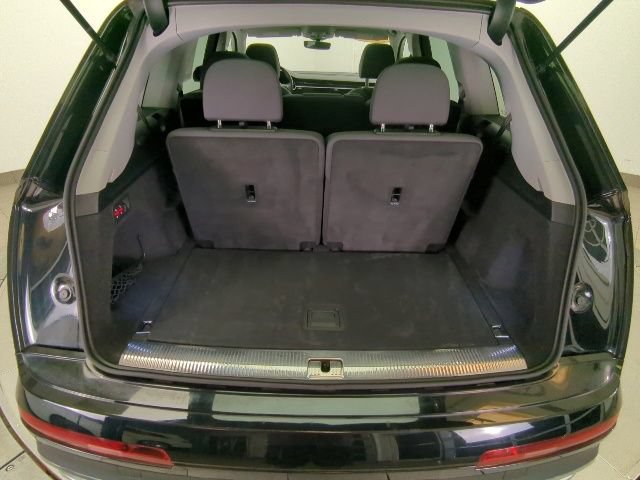 Used 2023 Audi Q7 3.0T Premium Plus w/ Premium Plus Package AWD/4WD image 36