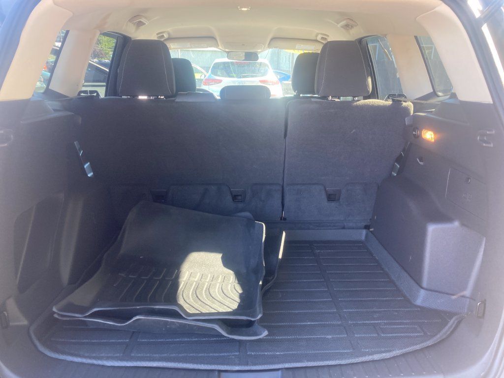Used 2018 Ford Escape SE w/ SE Sync 3 Package AWD/4WD image 29