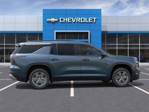 New 2026 Chevrolet Traverse LT image 5