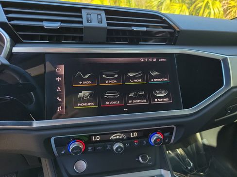 Used 2020 Audi Q3 2.0T Premium Plus image 20