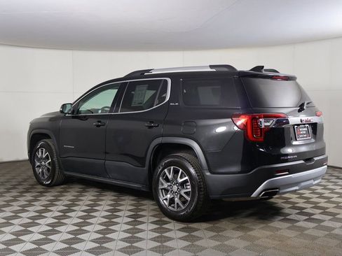 Used 2023 GMC Acadia SLE w/ Driver Convenience Package image 10