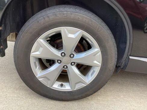 Used 2016 Subaru Forester 2.5i Premium w/ Popular Package #2 AWD/4WD image 7