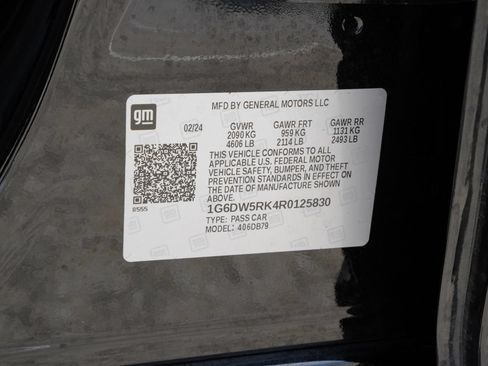 Used 2024 Cadillac CT5 Luxury w/ Sun And Sound Package RWD image 32