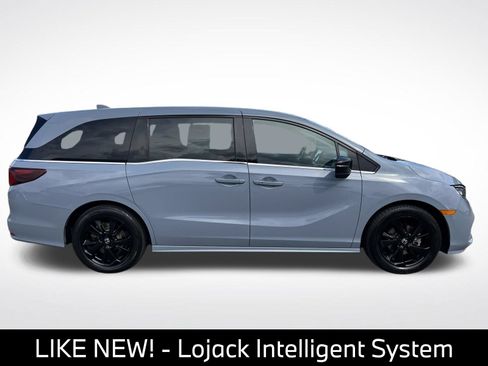 Used 2024 Honda Odyssey Sport image 10