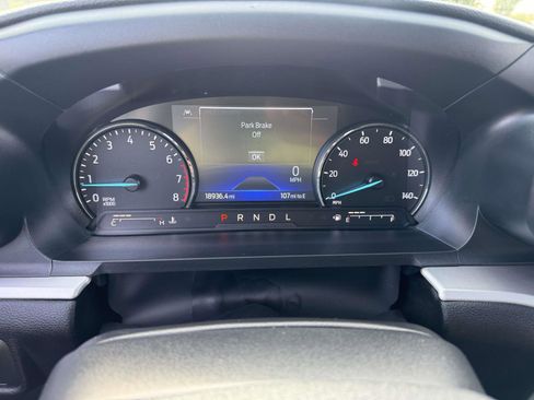 Certified 2022 Ford Explorer XLT w/ Equipment Group 202A image 20