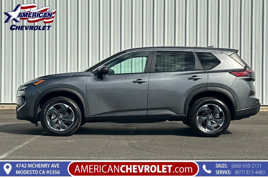 Used 2025 Nissan Rogue SV AWD/4WD image 7