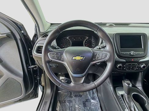 Used 2020 Chevrolet Equinox LT w/ Driver Convenience Package FWD image 30