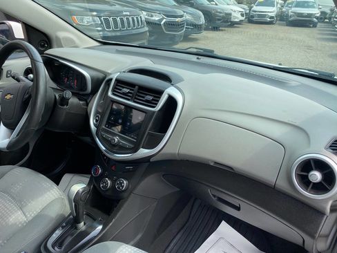 Used 2019 Chevrolet Sonic LT image 17