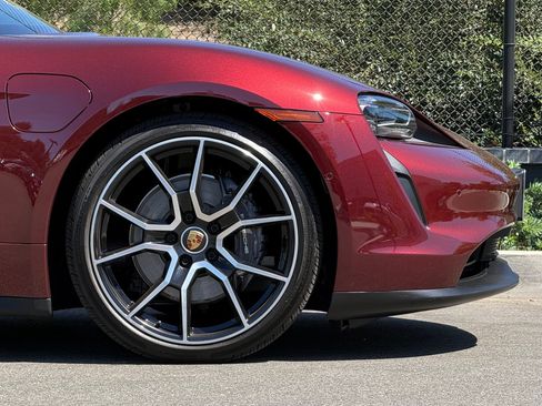 Certified 2022 Porsche Taycan RWD image 12