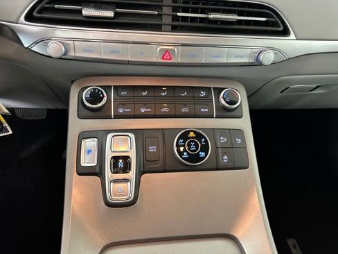 Certified 2022 Hyundai Palisade SE image 23