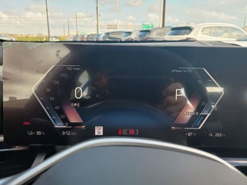 New 2024 BMW i5 eDrive40i w/ Convenience Package image 30