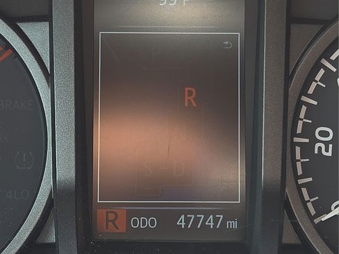 Certified 2023 Toyota Tacoma TRD Off-Road AWD/4WD image 24