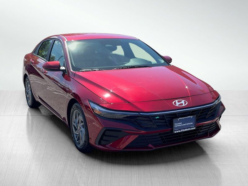 Certified 2024 Hyundai Elantra SEL image 1