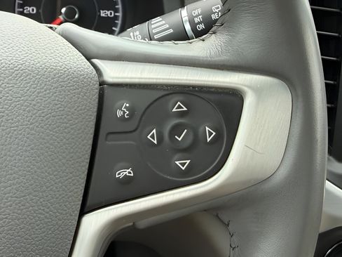 Used 2019 GMC Acadia SLE AWD/4WD image 18