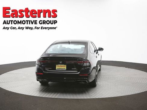 Used 2025 Honda Accord Sport image 39