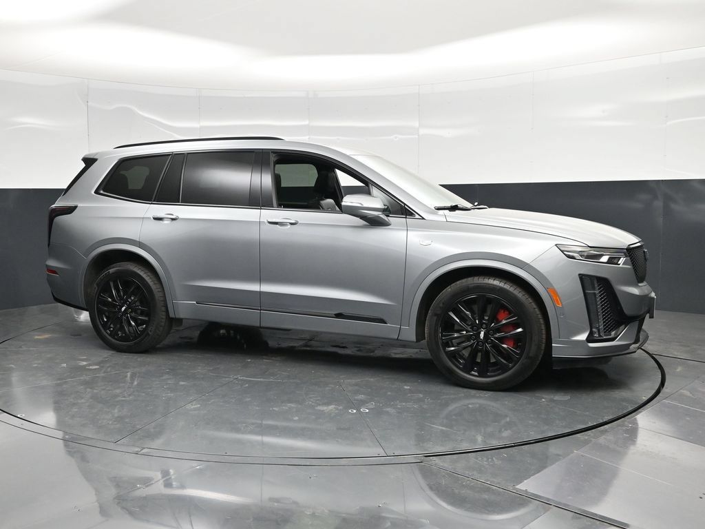 Used 2024 Cadillac XT6 Sport w/ LPO, Onyx Lite Package AWD/4WD image 5
