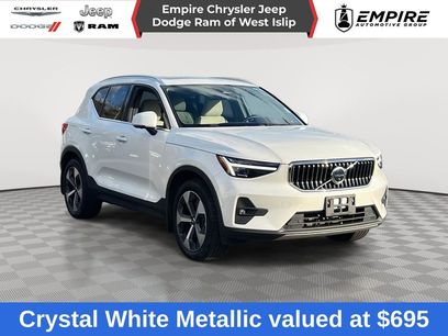 Used 2023 Volvo XC40 B5 Ultimate w/ Climate Package