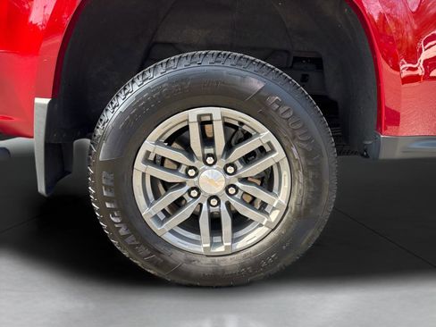 Used 2024 Chevrolet Colorado LT w/ LT Convenience Package image 10