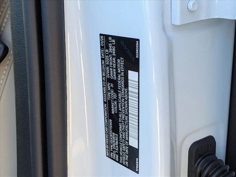 New 2026 Volvo XC40 B5 Plus w/ Protection Package Premier image 18