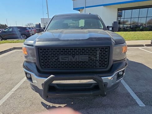 Used 2014 GMC Sierra 1500 SLE image 2