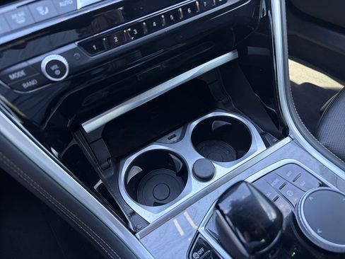 Used 2024 BMW 840i Convertible RWD image 29