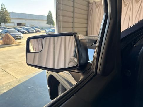 Used 2025 GMC Sierra 1500 SLT RWD image 21