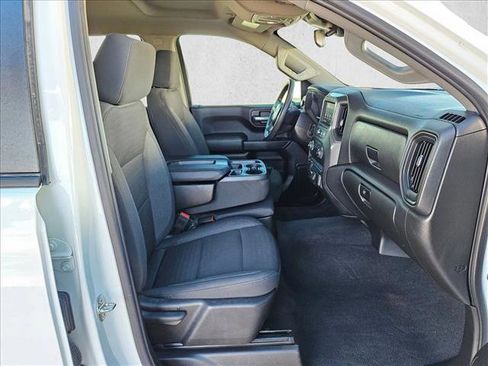 Certified 2024 Chevrolet Silverado 1500 Custom image 18