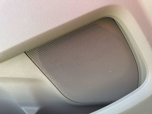Used 2017 Ford Explorer FWD image 22