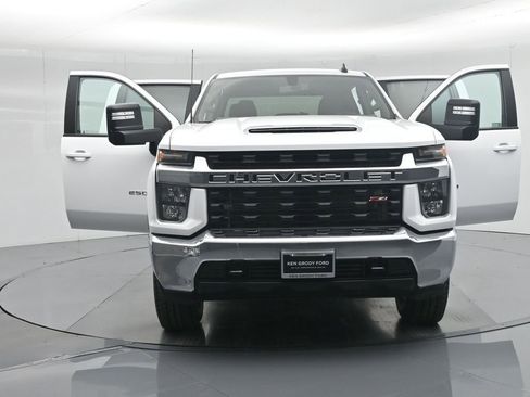 Used 2023 Chevrolet Silverado 2500 LT image 30