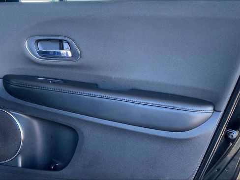 Used 2022 Honda HR-V EX image 23