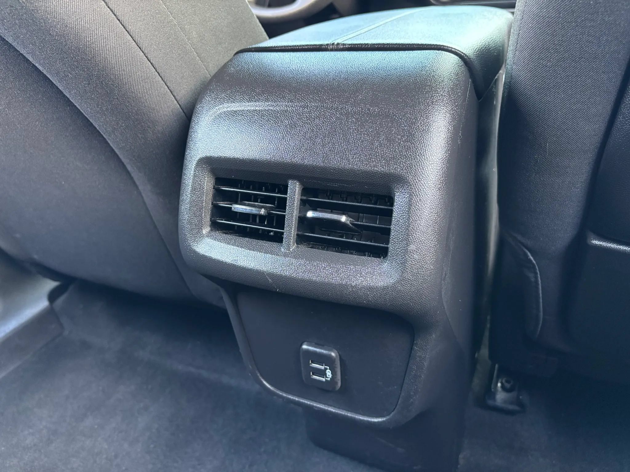 Used 2023 GMC Terrain SLE FWD image 44