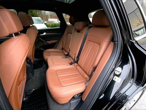 Used 2021 Audi Q5 2.0T Premium Plus w/ Premium Plus Package image 18
