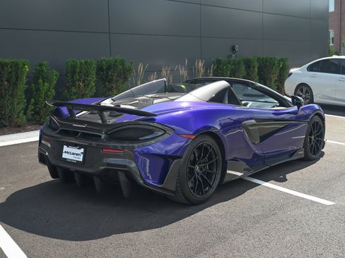 Used 2020 McLaren 600LT Spider RWD image 23