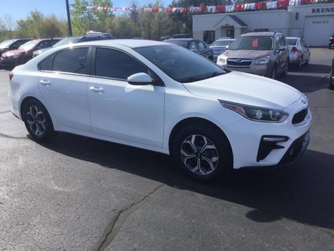Used 2019 Kia Forte LXS FWD image 7